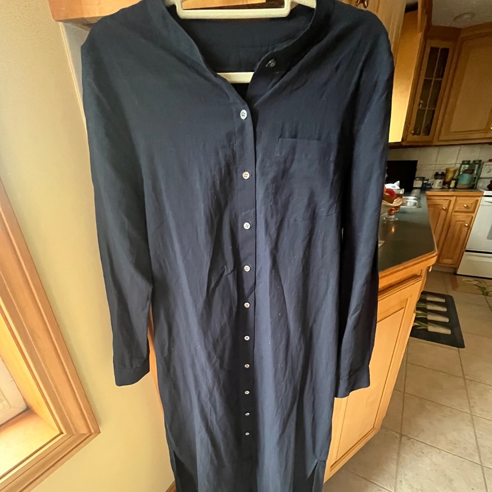 Jenni Kayne Black Shirtdress (Snap-in Slip), L